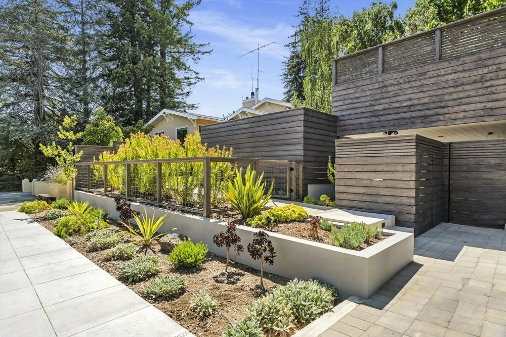 Top-rated residential landscaping in Petaluma, CA by Novara Landscape and Construction