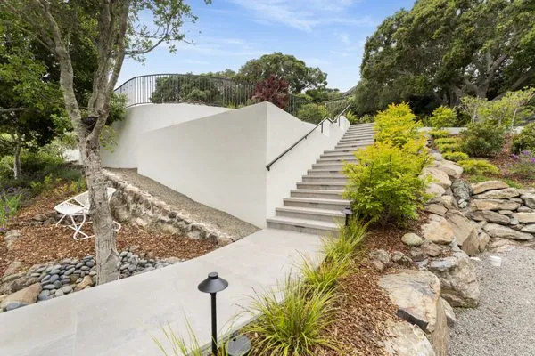 Novara Landscape and Construction