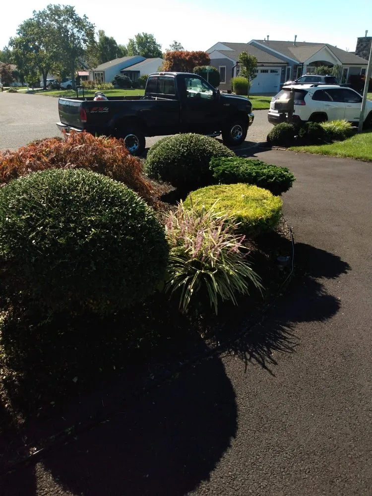 Top-rated landscaping services in Kearny, NJ - Novay’s Lawn Care Service