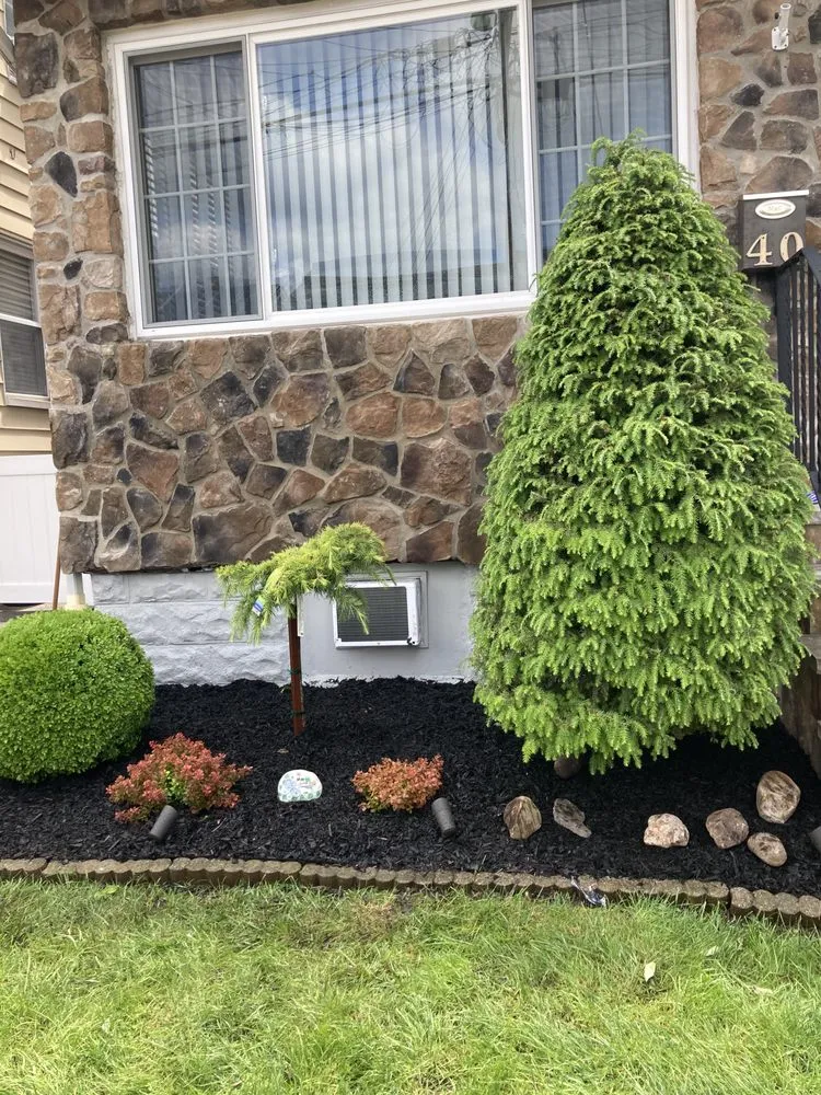 Expert outdoor landscaping in Kearny, NJ - Novay’s Lawn Care Service