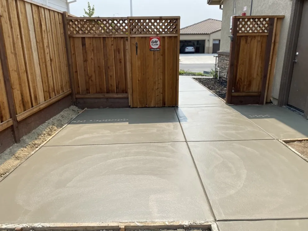 Local yard cleanup service in Oakley, CA - Now and Future Landscaping