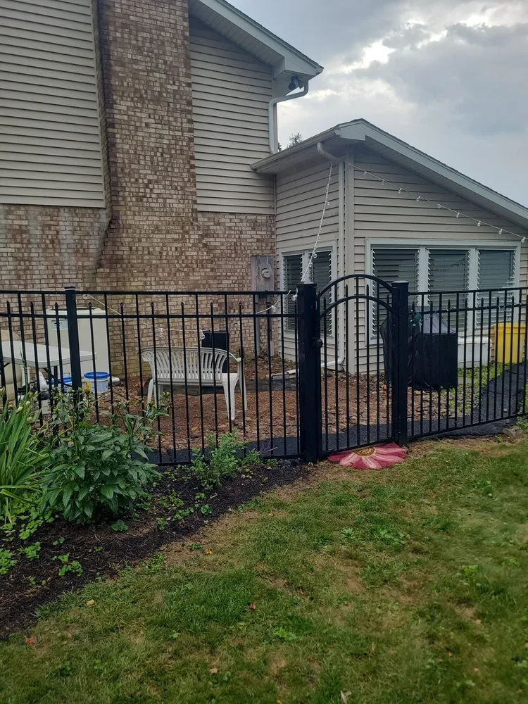 Expert yard cleanup service in Dillsburg, PA - NowWeDo