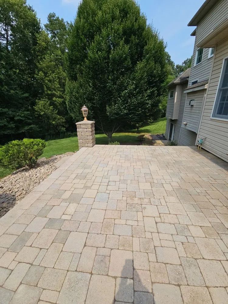 Top-rated residential landscaping in Dillsburg, PA - NowWeDo