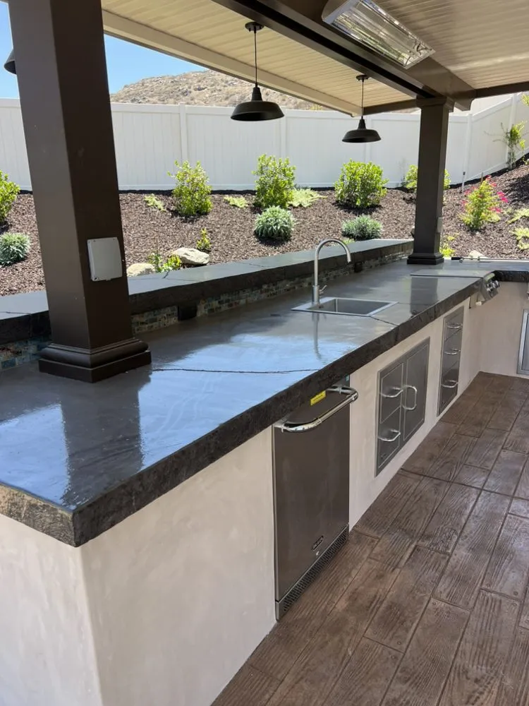 Professional garden landscaping experts serving Lake Elsinore, CA - NPV Construction