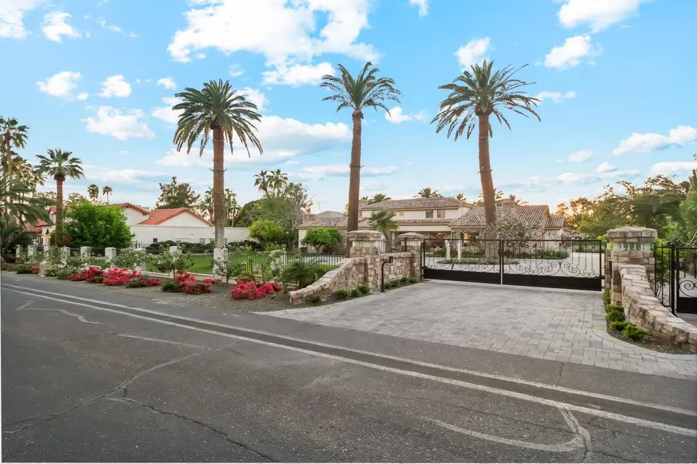 Affordable garden landscaping in Peoria, AZ - N.R Design+Build