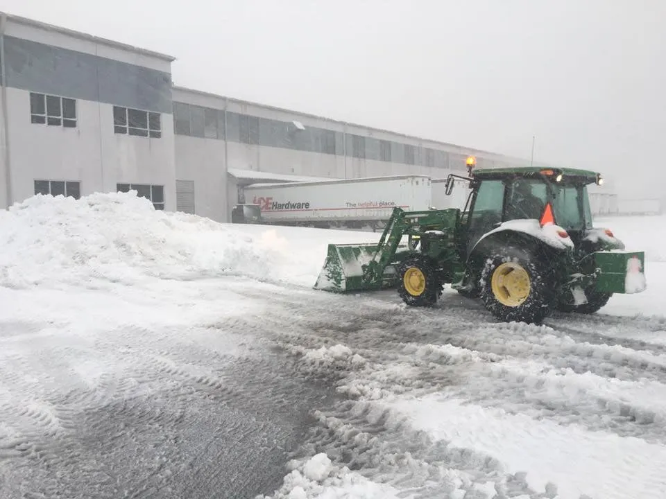 Professional lawn mowing service near you in Chester, VA by N.R. Hayes Lawn Care