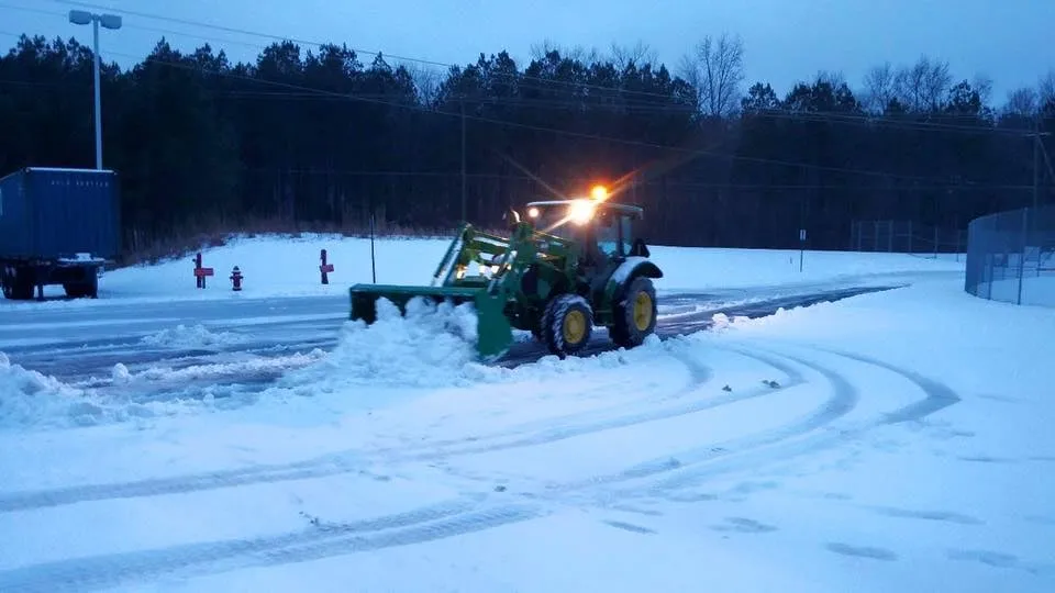 Trusted outdoor landscaping in Chester, VA by N.R. Hayes Lawn Care