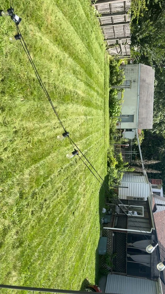 Custom lawn care service experts serving Toledo, OH - N&S LawnCare & Powerwashing services