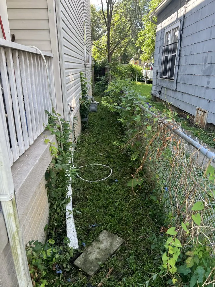 Expert landscaping services in Toledo, OH - N&S LawnCare & Powerwashing services