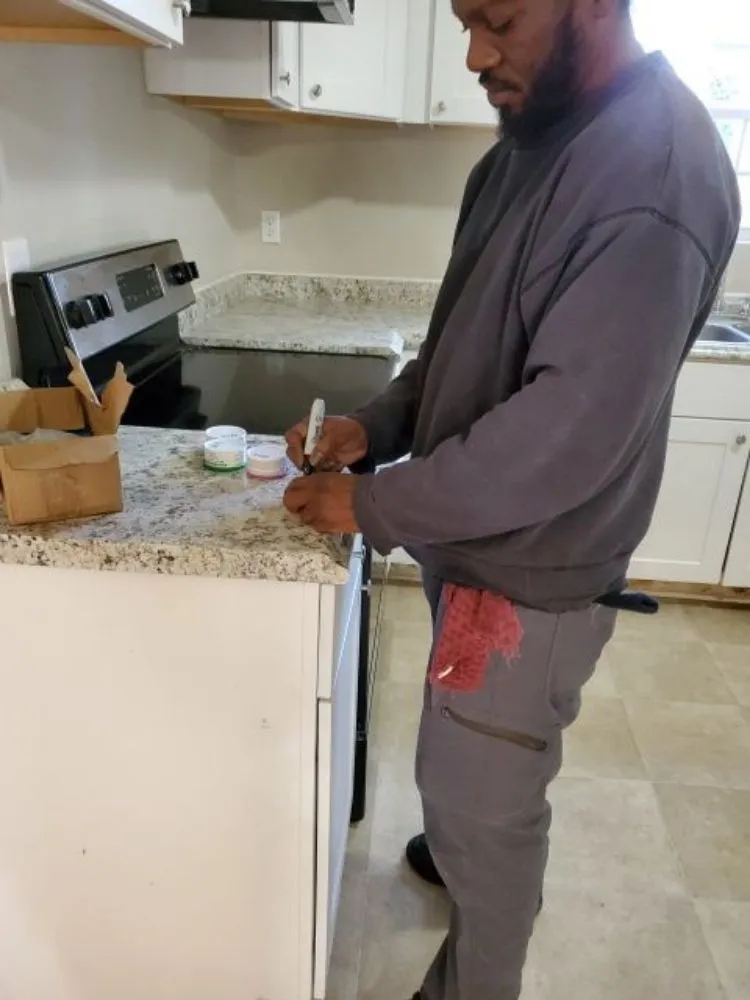 Custom yard cleanup service in Newport News, VA - Nu Era Janitorial