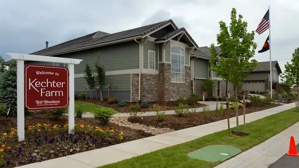 NU Style Landscape & Development Logo