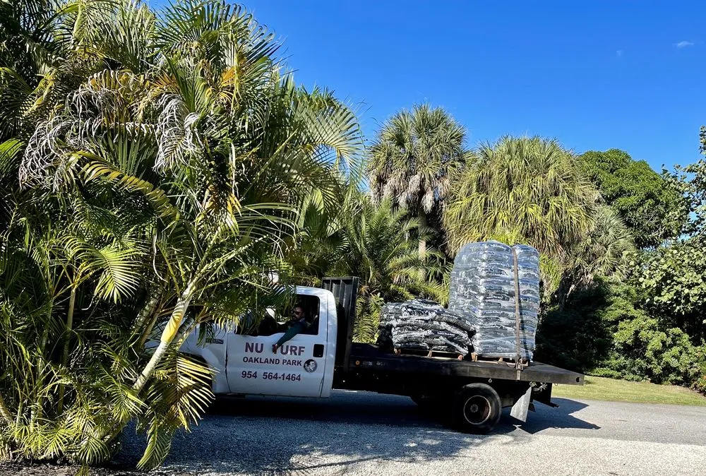 Local outdoor landscaping in Oakland Park, FL - Nu Turf Sod & Garden