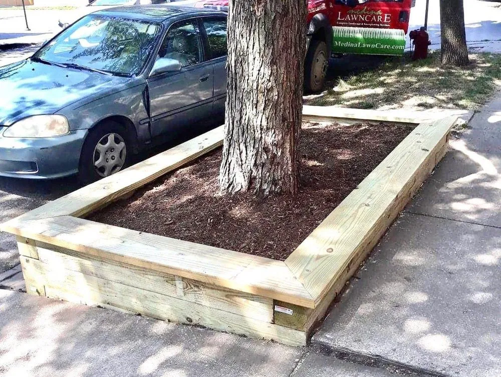 Professional yard maintenance in Chicago, IL - NUCI