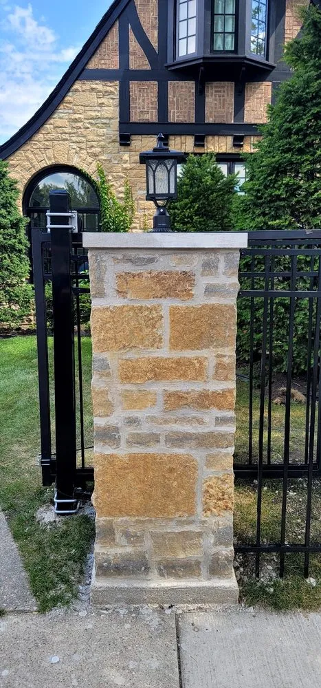 Reliable lawn mowing service in Chicago, IL - Nueva Casa