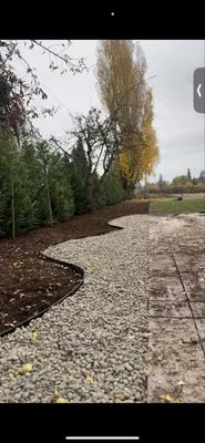 Nueva Vista Landscape & Construction Logo