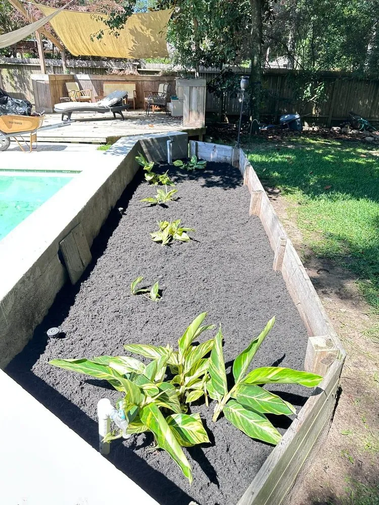 Local outdoor landscaping in Richmond, VA by Nuñez Landscaping