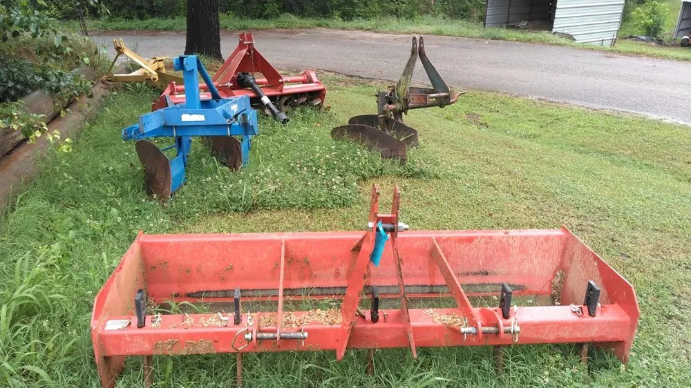 Expert yard cleanup service for homes across Pocahontas, AR - Number 1 Tractor Service