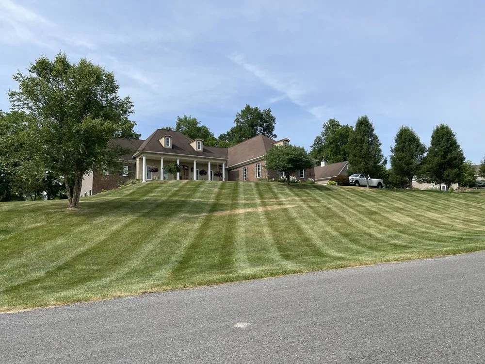 Custom outdoor landscaping experts serving Shreve, OH - Number One Stripe