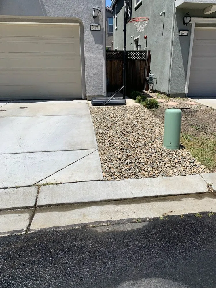 Professional lawn mowing service for residential properties in Fairfield, CA by Nunez concrete