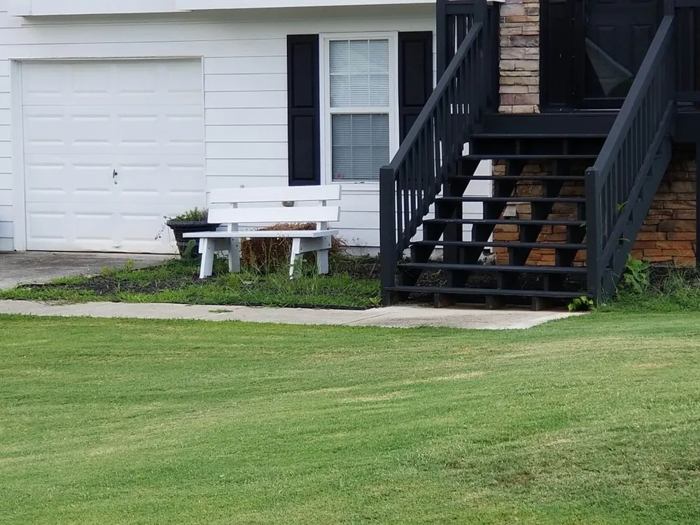 Top-rated garden landscaping in Carrollton, GA by Nunez Lawn Care