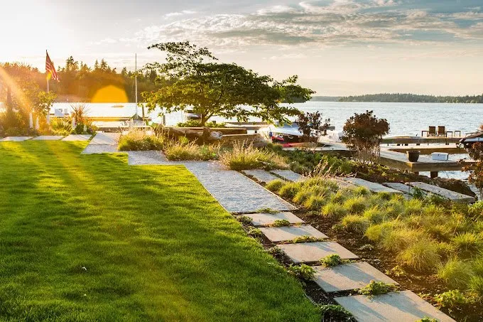 Local outdoor landscaping in Redmond, WA by Nussbaum Group