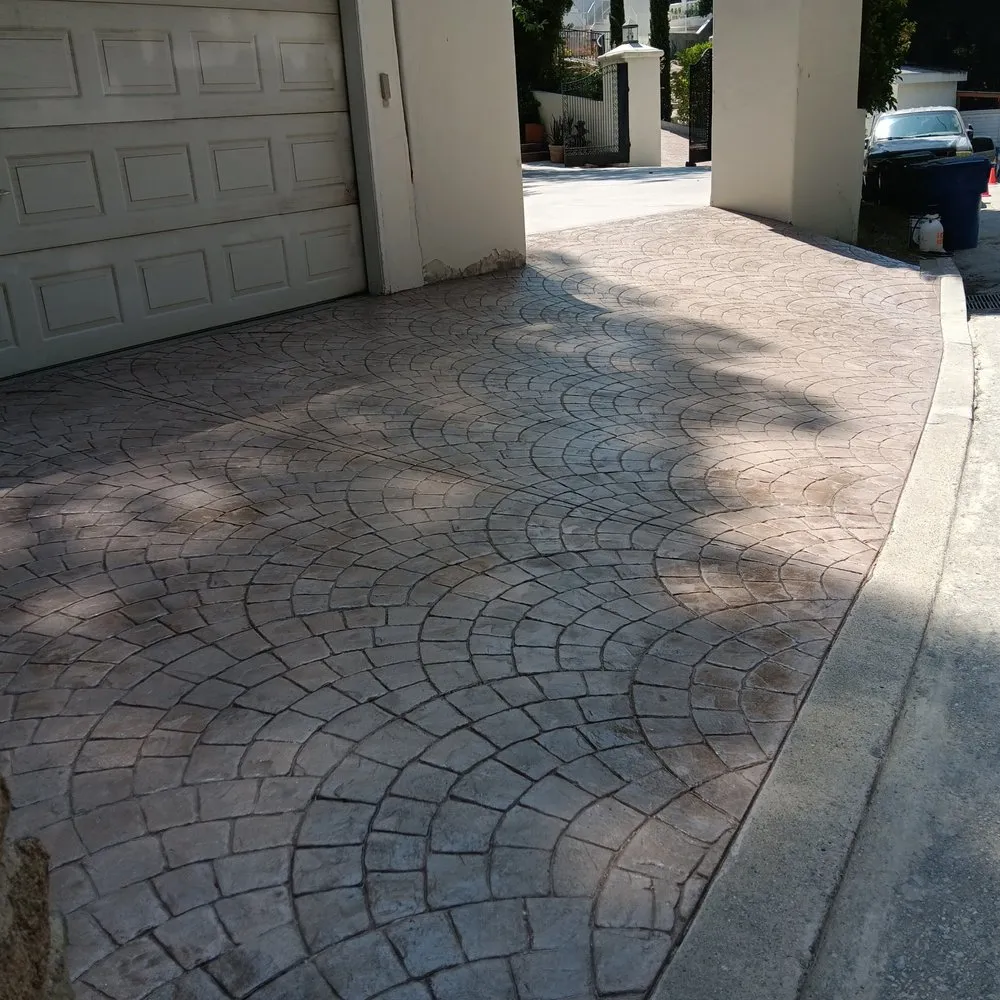 Top-rated lawn care service for beautiful yards in West hills, CA by NuView Landscape Construction