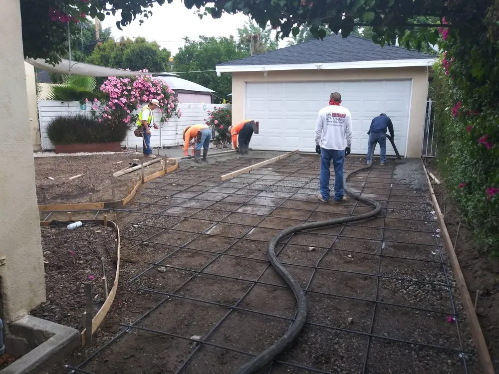 Top-rated garden landscaping for year-round maintenance across West hills, CA - NuView Landscape Construction