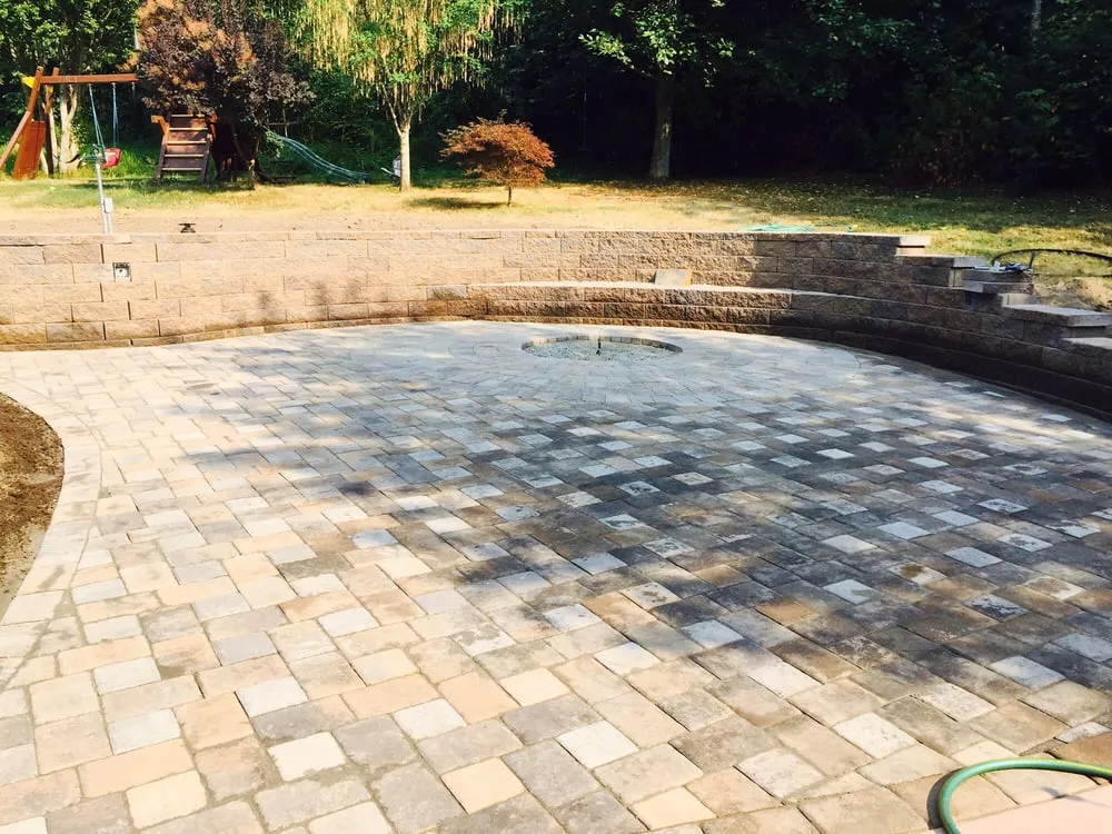 Affordable landscaping services in Renton, WA by Nuview Landscapes