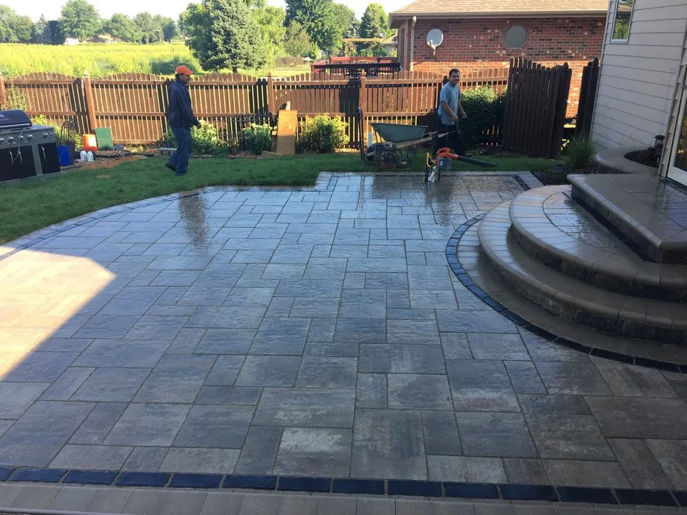 Local lawn mowing service in Oak Forest, IL by NuView Landscaping