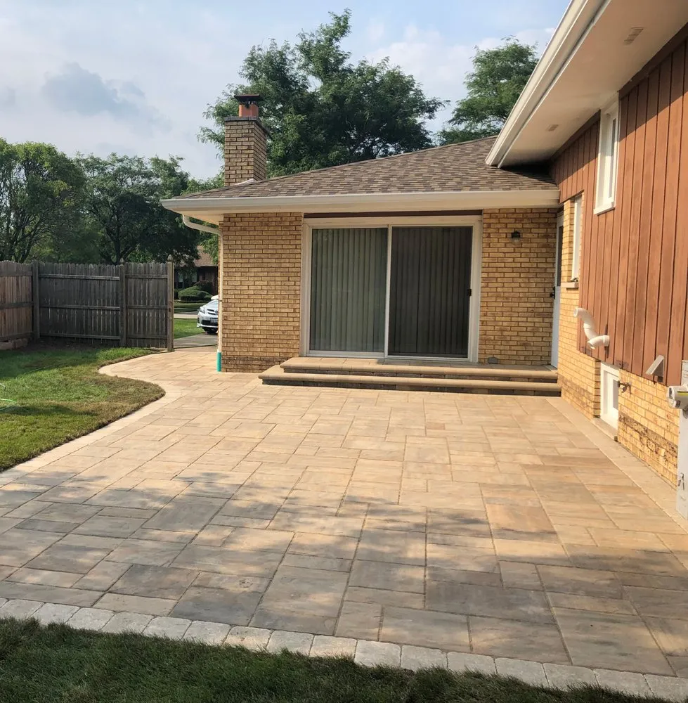 Reliable yard cleanup service for year-round maintenance across Oak Forest, IL - NuView Landscaping