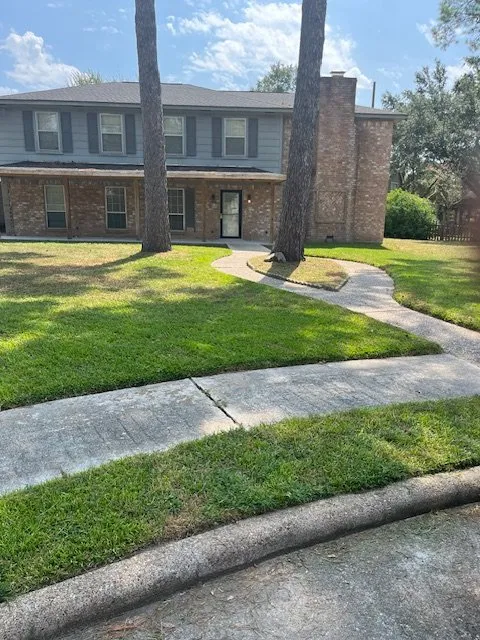 Professional residential landscaping in Missouri City, TX - NuWave Landscaping