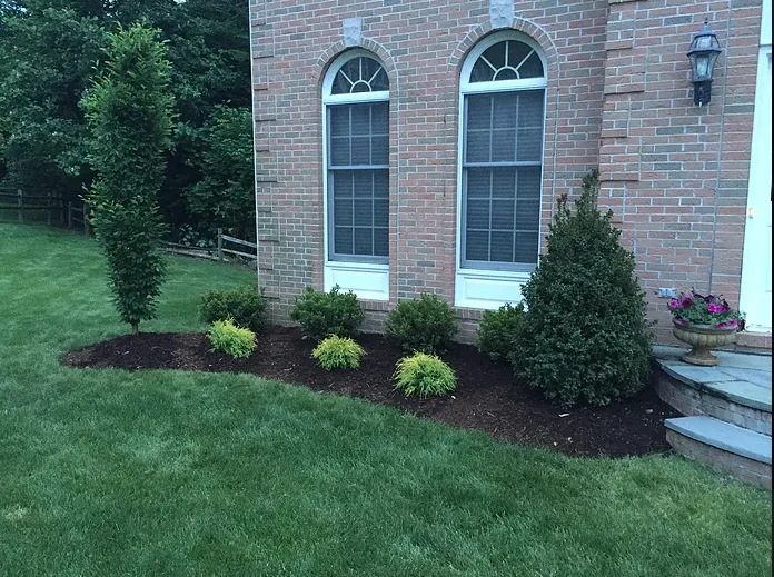 Custom yard cleanup service for beautiful yards in Monroe, CT by NV Landscaping