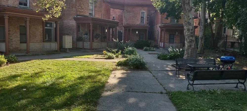 Affordable yard maintenance for beautiful yards in Bernhards Bay, NY by N&W