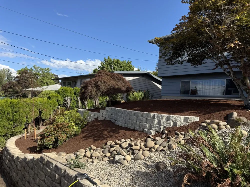 Reliable outdoor landscaping in Silverton, OR by Nw Service Experts