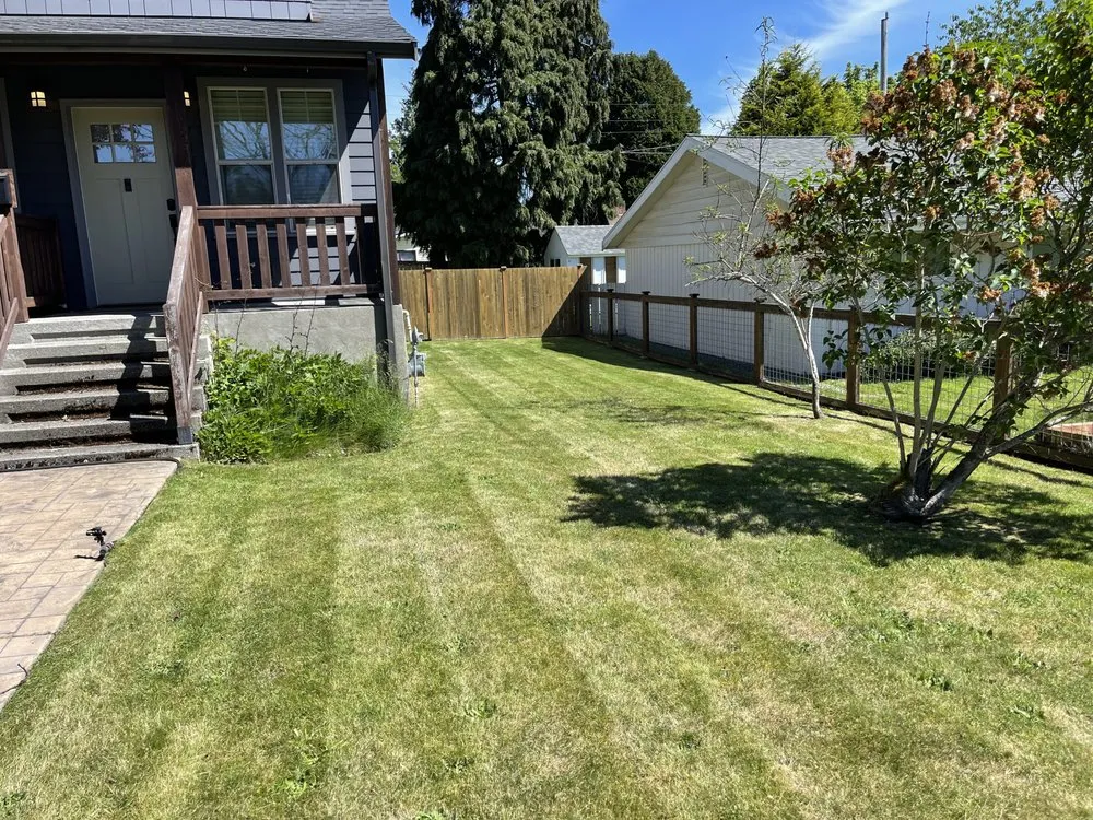 Local garden landscaping experts serving Shoreline, WA - NW Yard Services