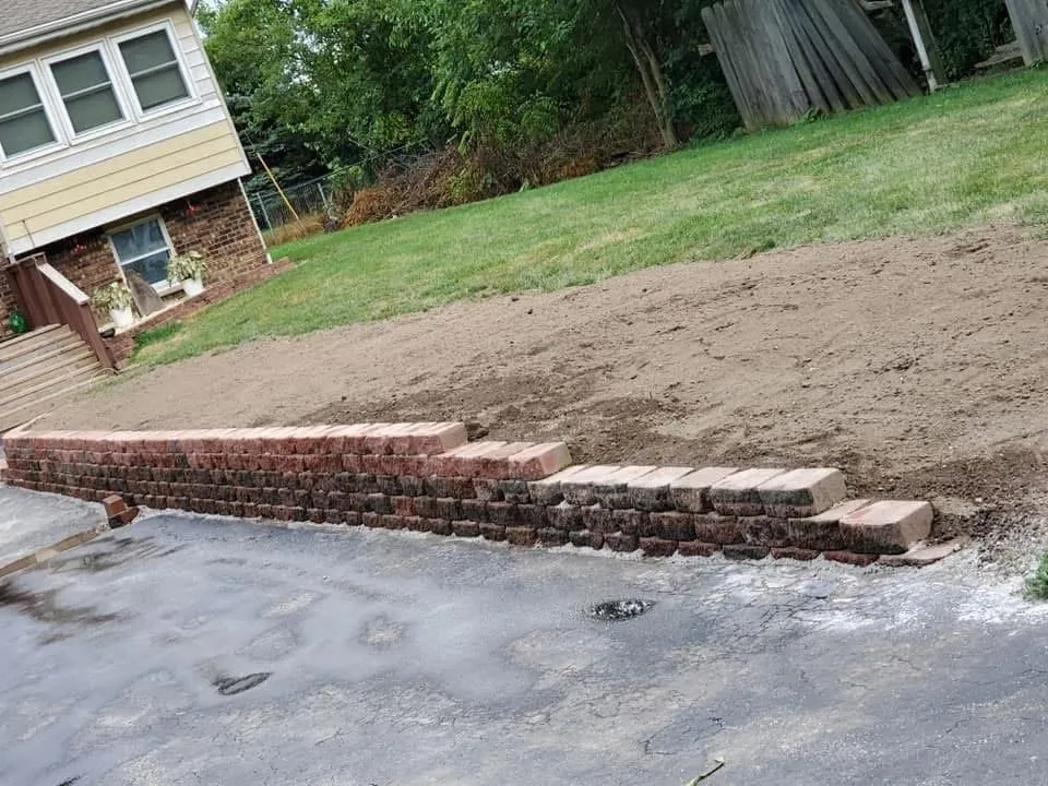 Trusted lawn care service experts serving Valparaiso, IN - Nwi Quality Cuts