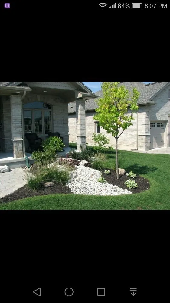 Professional garden landscaping experts serving Albany, NY - Ny Lawn Barber