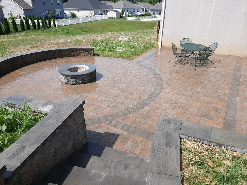 Custom lawn care service experts serving Annville, PA - Nye Guy Landscapes