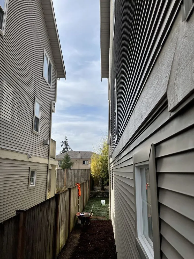 Trusted yard cleanup service in Seattle, WA by Nyen Landscape