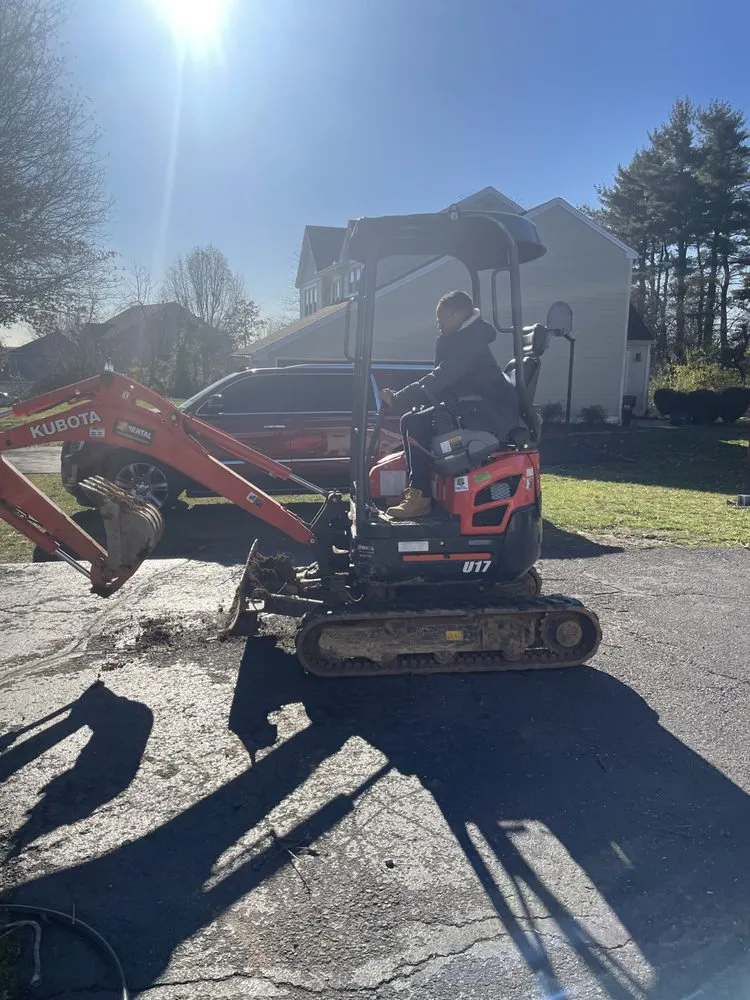 Reliable garden landscaping in Upper Darby, PA by Nylan’s Lawn And Landscape