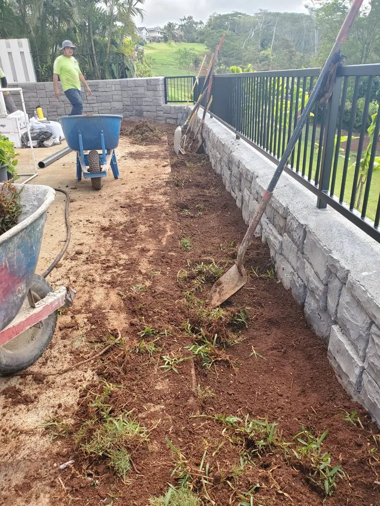 Expert yard cleanup service for year-round maintenance across Honolulu, HI - NyLawn Synthetic Turf