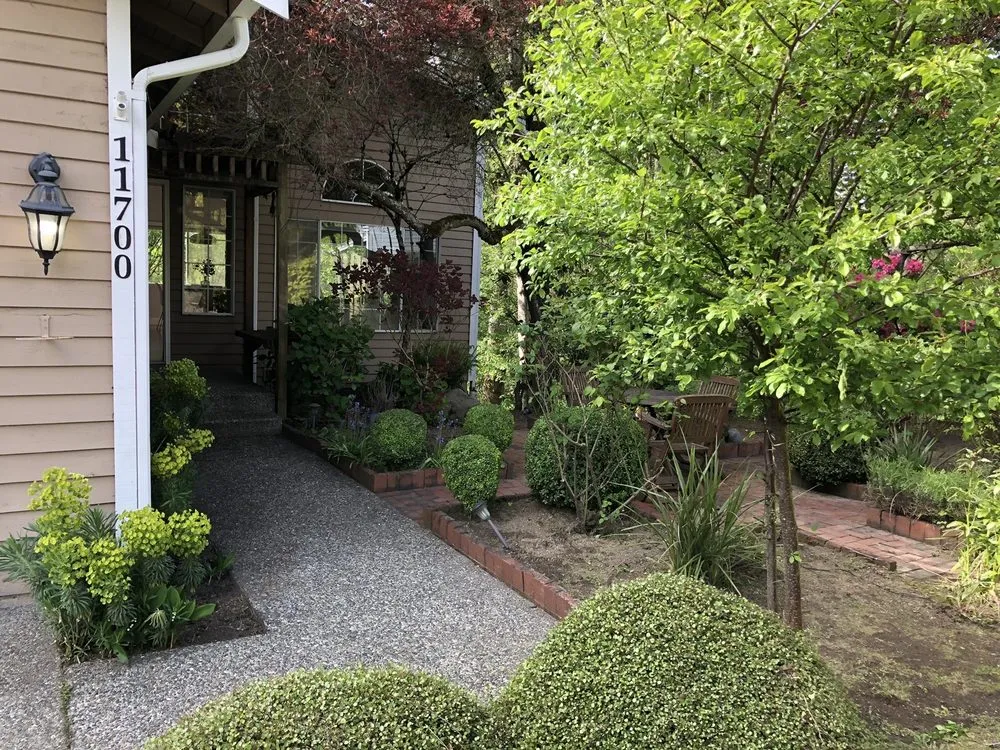 Local residential landscaping in Lynnwood, WA by O& E Landscaping Services