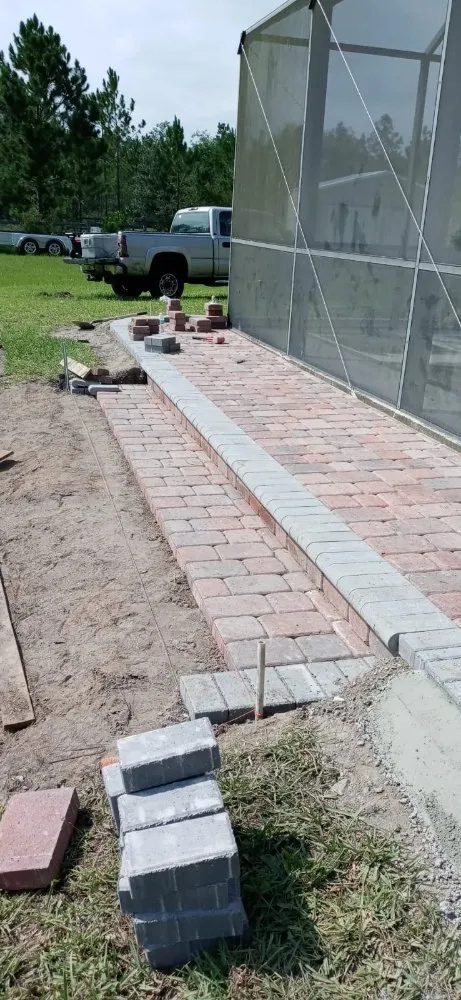 Top-rated landscape design for homes in Fruitland Park, FL by O. Martinez Lanscape