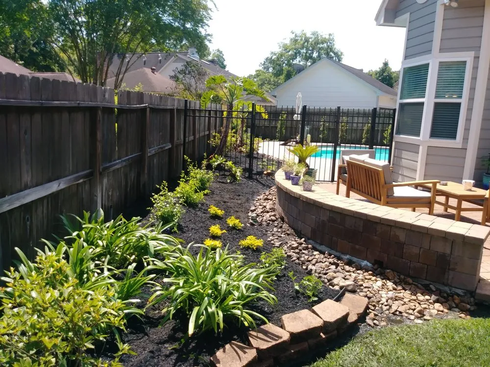 Affordable residential landscaping in Humble, TX - Oak & Stone Landscapes