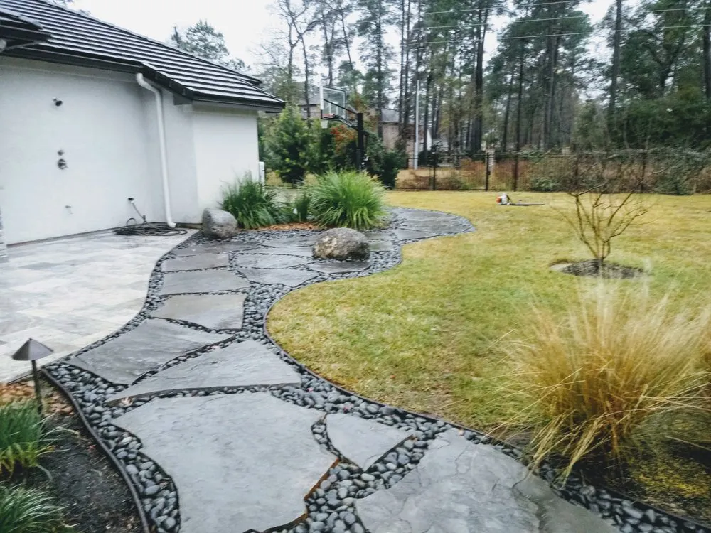 Affordable yard maintenance experts serving Humble, TX - Oak & Stone Landscapes