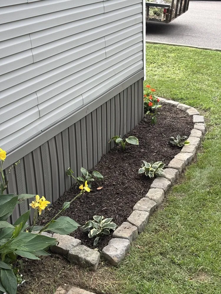 Expert yard maintenance experts serving Opelika, AL - Oak Bowery Lawn Care