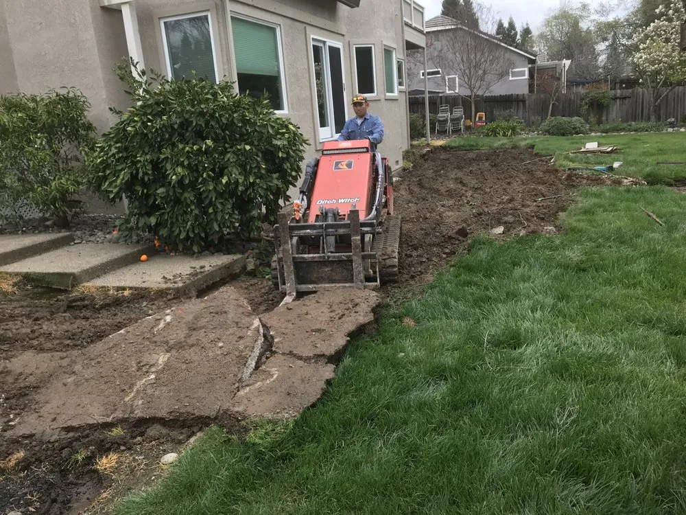 Top-rated lawn care service in Elverta, CA by Oak Hills Landscaping