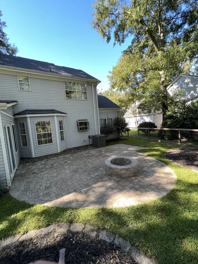 Expert lawn care service in Charleston, SC by Oak Landscape Management