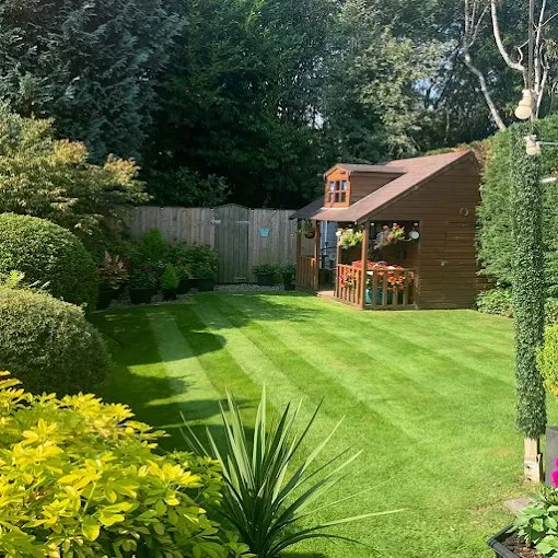 Affordable lawn mowing service in Oklahoma City, OK - OAK Outdoors