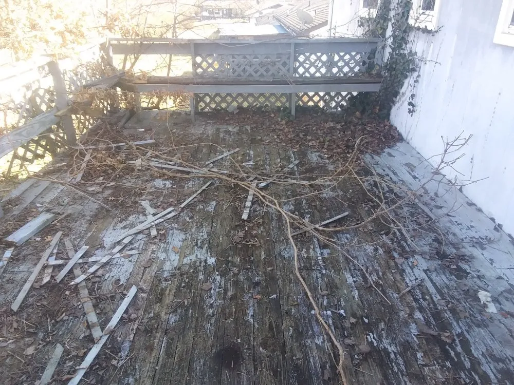 Professional yard maintenance for year-round maintenance in Knoxville, TN by Oak Three Alliance Property Maintenance